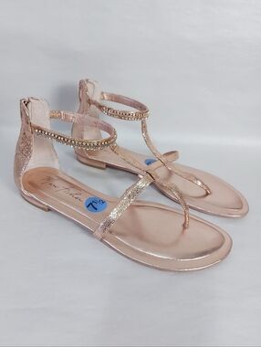 Marc Fisher Dressy Summer Rose Gold Metallic Rhinestone T-strap Sandals Size 7.5